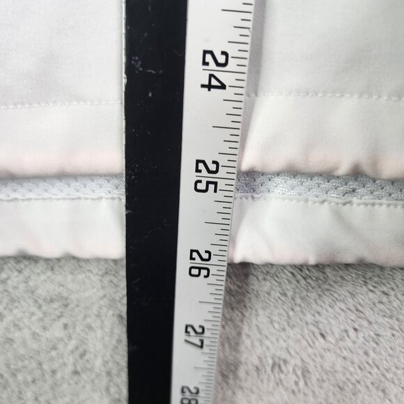 Womens White Under Armour Hooded Jacket Windbreaker Loose Fit Full Zip Size 1X - Picture 10 of 11